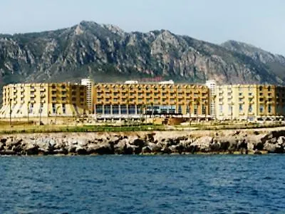 Mercure Cyprus Casino & Wellness Hotel 5*