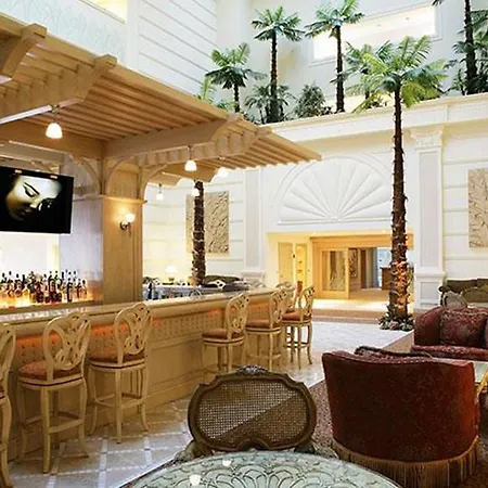 Hotel Mercure Cyprus Casino & Wellness 5*