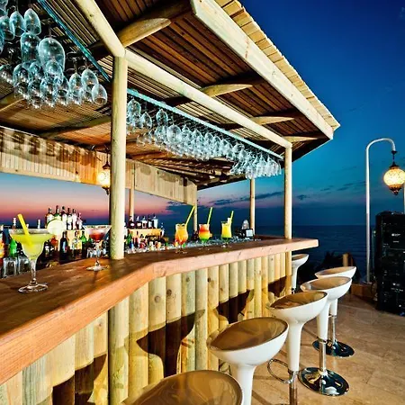 Mercure Cyprus Casino & Wellness