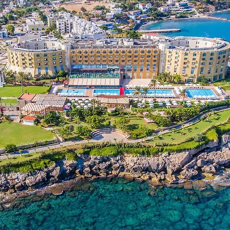 Mercure Cyprus Casino & Wellness Hotel Agios Epiktitos