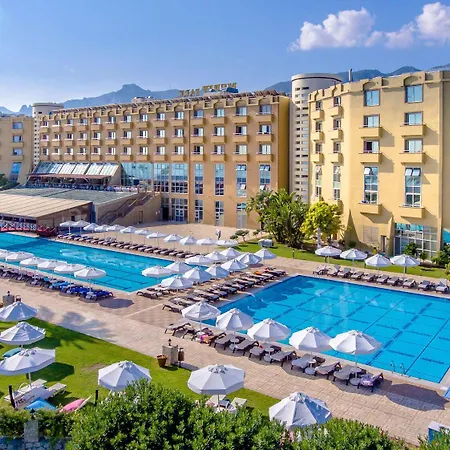 Mercure Cyprus Casino & Wellness Hotel Agios Epiktitos