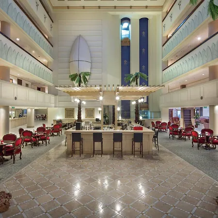 Hotel Mercure Cyprus Casino & Wellness 5*