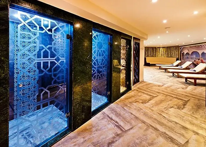 Mercure Cyprus Casino & Wellness 5* Agios Epiktitos