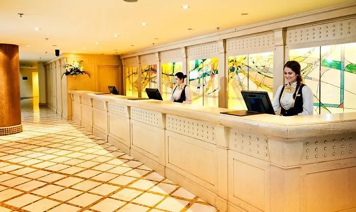 Mercure Cyprus Casino & Wellness ホテル 5*