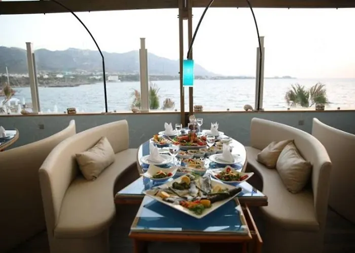 Hotel Mercure Cyprus Casino & Wellness 5*