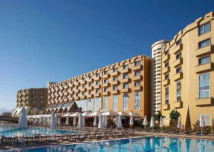 Mercure Cyprus Casino & Wellness ホテル