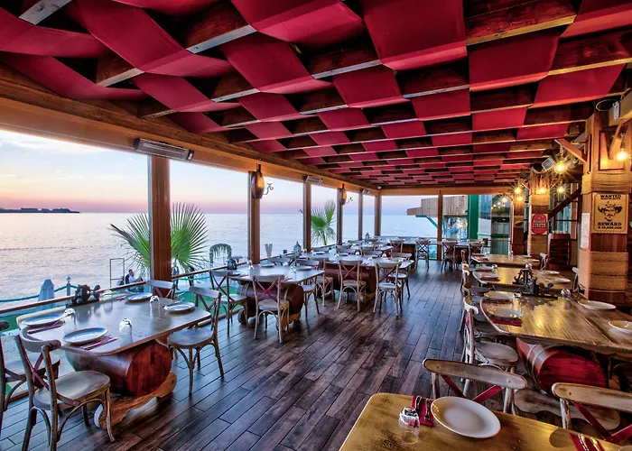 Hotel Mercure Cyprus Casino & Wellness 5*