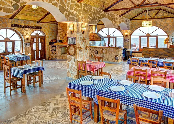 Mercure Cyprus Casino & Wellness 5* Agios Epiktitos