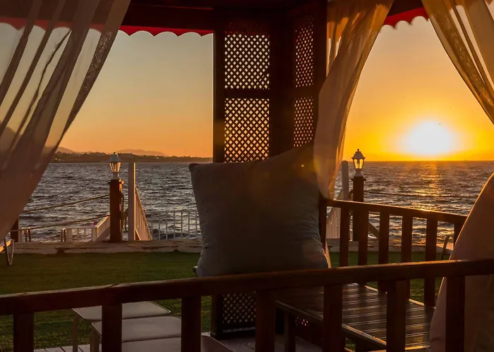 ホテル Mercure Cyprus Casino & Wellness Ayios Epiktitos