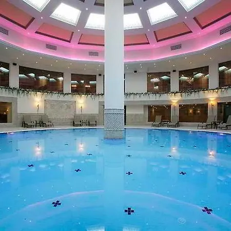 Mercure Cyprus Casino & Wellness Hotel 5*